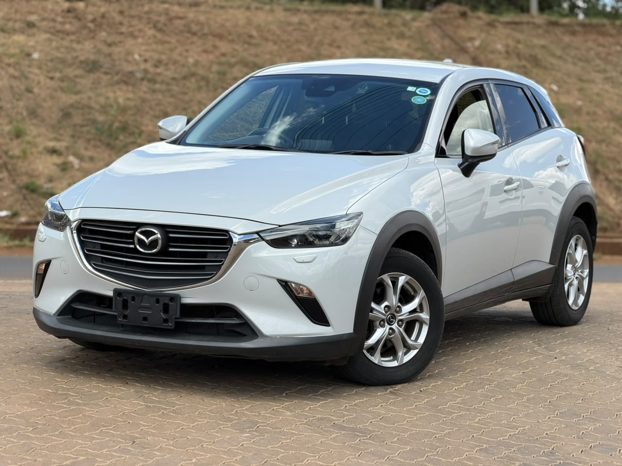 2018 – Mazda CX-3 AWD (Skyactiv D) – Ash Grey